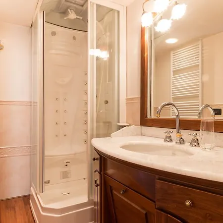 Serenissima Apartament *